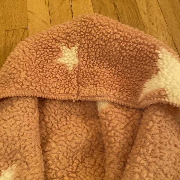 rocks and rags Sherpa comfy jacket pink with white stars - Picture 4 of 4